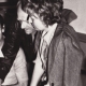 Pier Paolo Pasolini giurato del concorso fotografico internazionale indetto dalla Libera Università della Tuscia di Viterbo. Con lui Dacia Maraini e Alberto Moravia (1975). Foto: Angelo Bernardinetti - Collezione privata famiglia Giardinieri